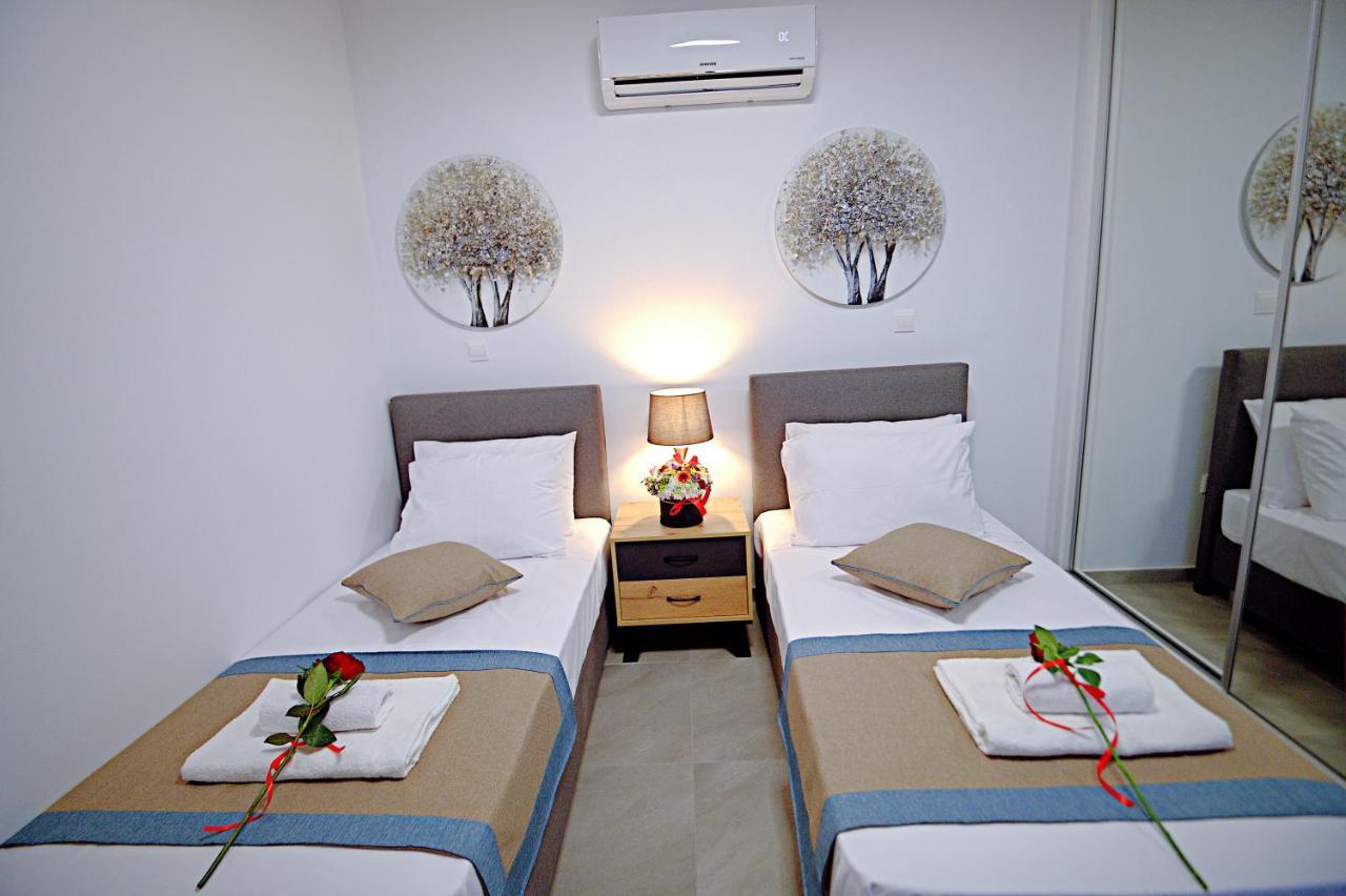 Golden Tree Apartment Paralimni Exterior foto